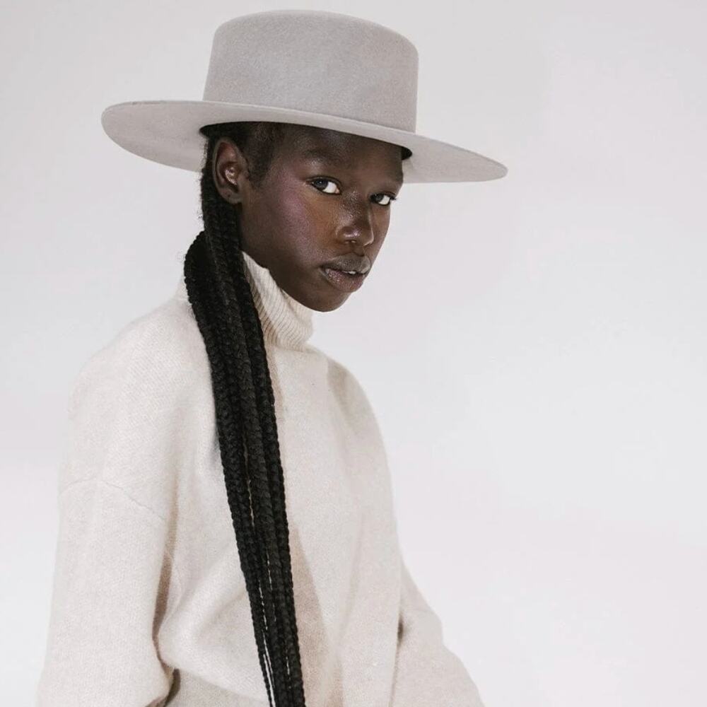 GIGI PIP Dahlia Boater Hat Light Grey
